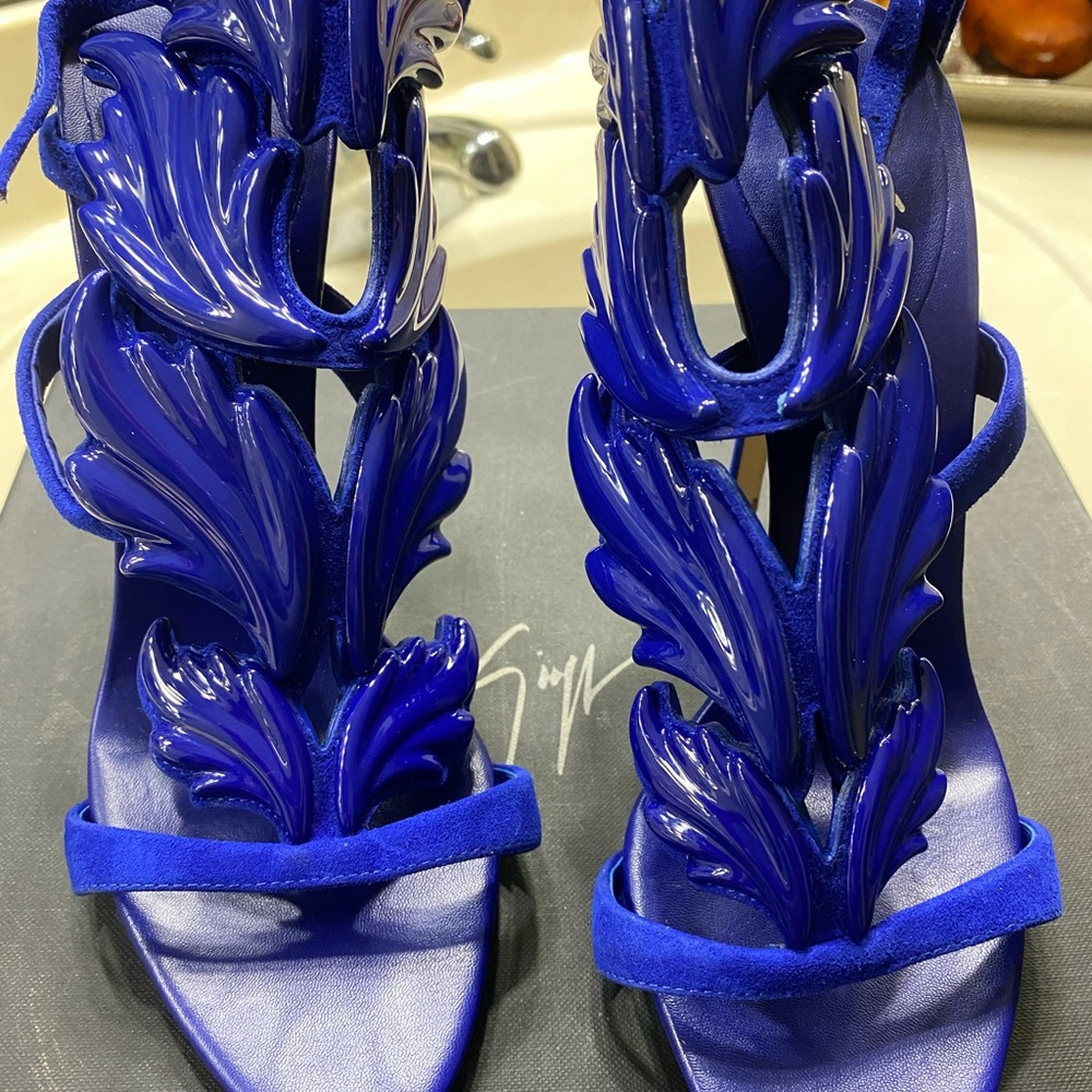 Giuseppe Zanotti Royal Blue Sculpted Leaf High-Heel Sandals